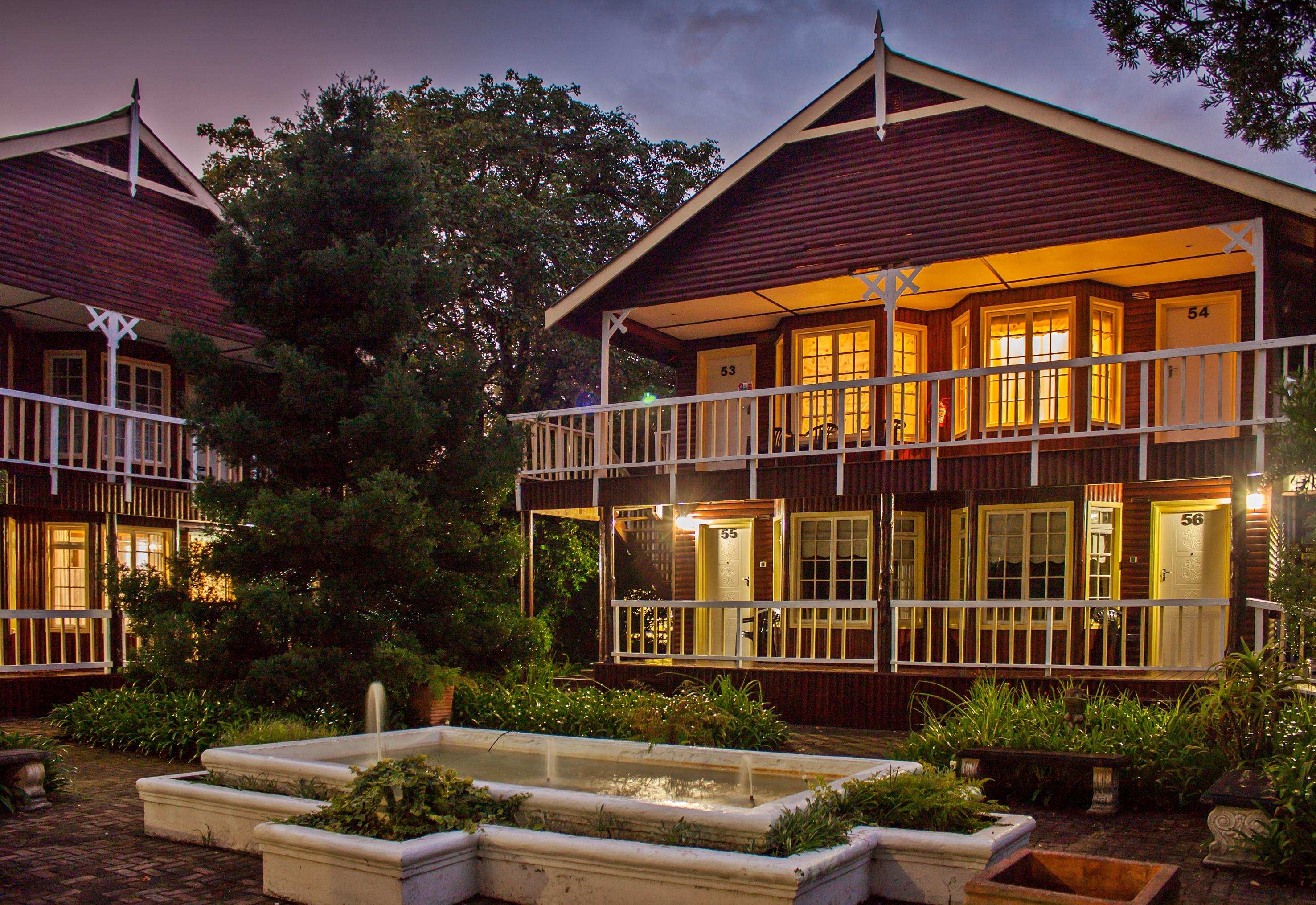 Tsitsikamma Village Inn Стормсривер Экстерьер фото