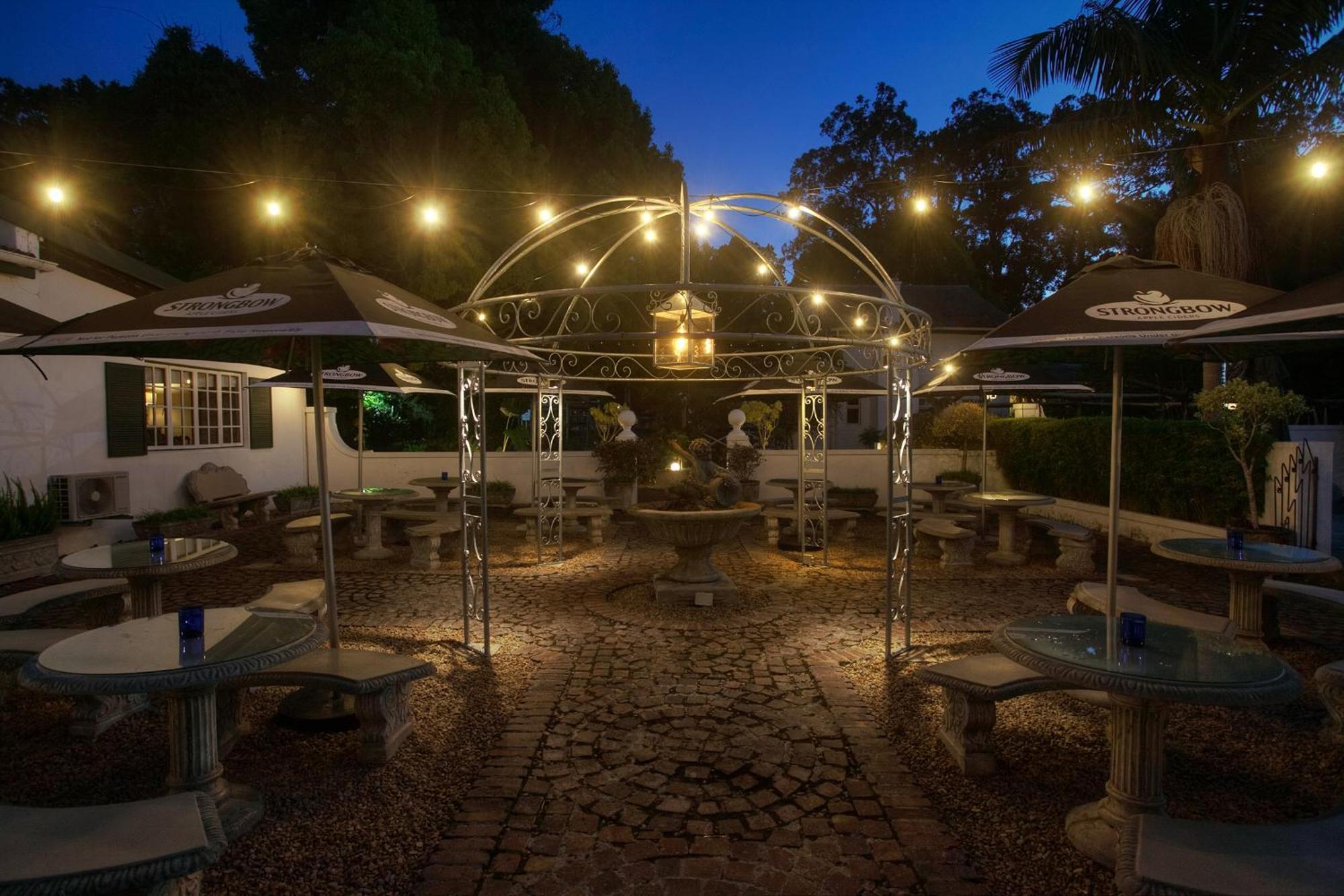 Tsitsikamma Village Inn Стормсривер Экстерьер фото